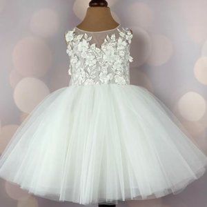 Flower Girl Dress For Sale, Floral Applique, Size US Kids 3T, Color: Ivory
